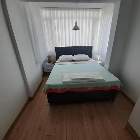 Alacati Koy Ici Mustakil Havuzlu&bahceli Lux *